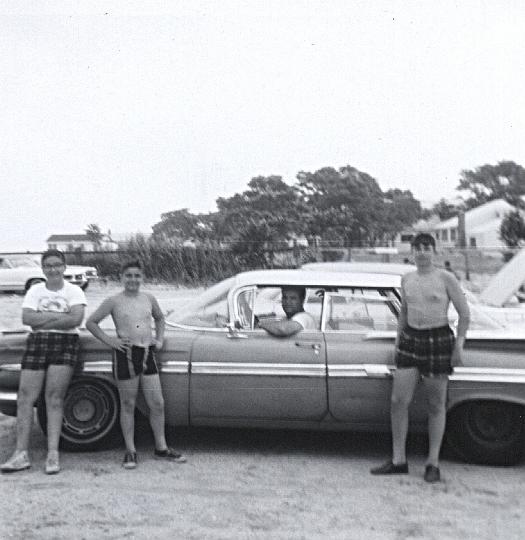 o16b.jpg - At the beach with our Chevy Impala, 1967