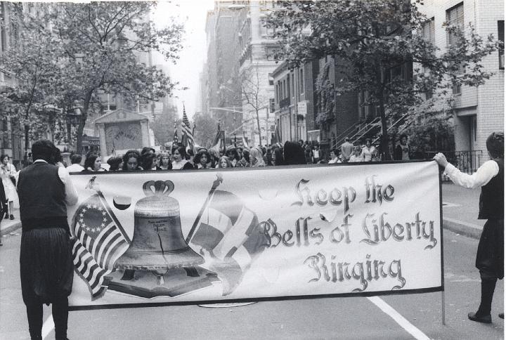 p006.jpg - Greek Independence Day Parade on Fifth Avenue.