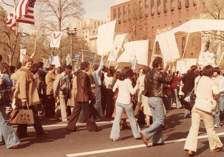 p029.jpg - March On Washington, April 1978.Mom on the left.