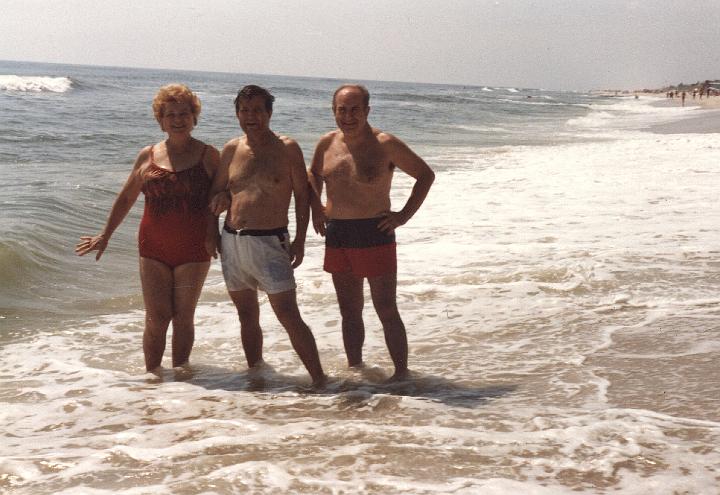 r082.jpg - Mom, Dad, and uncle Christo at the Jersey shore, 1988.