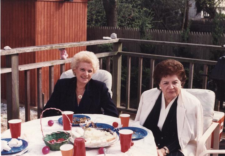 r102.jpg - Mom and aunt Pauline in Gregory's backyard, for Easter 1992.