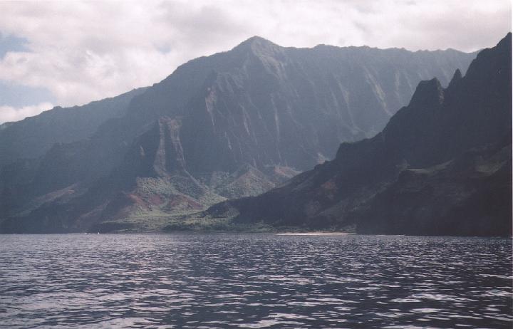 h016.jpg - Sheer cliffs, canyons, and secluded beaches define the Na Pali Coast.