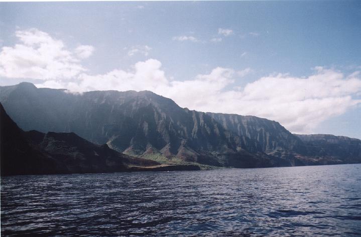 h022.jpg - The beauty of the Na Pali Coast.