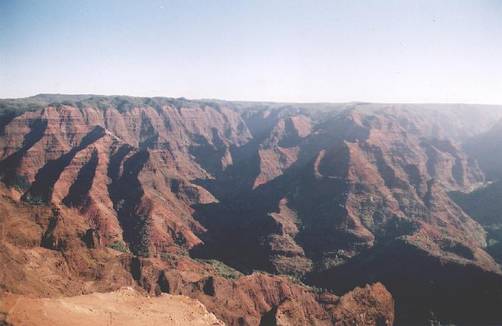 h047.jpg - Waimea Canyon, the Grand Canyon of Hawai'i.