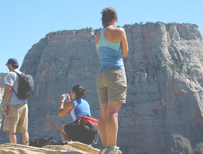 039.jpg - Visitors in amazement at the view from the top of Angels Landing. VF