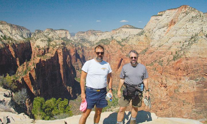 040.jpg - Me and Vince at the top of Angels Landing. Similar shot we took at the Grand Canyon ten years earlier.