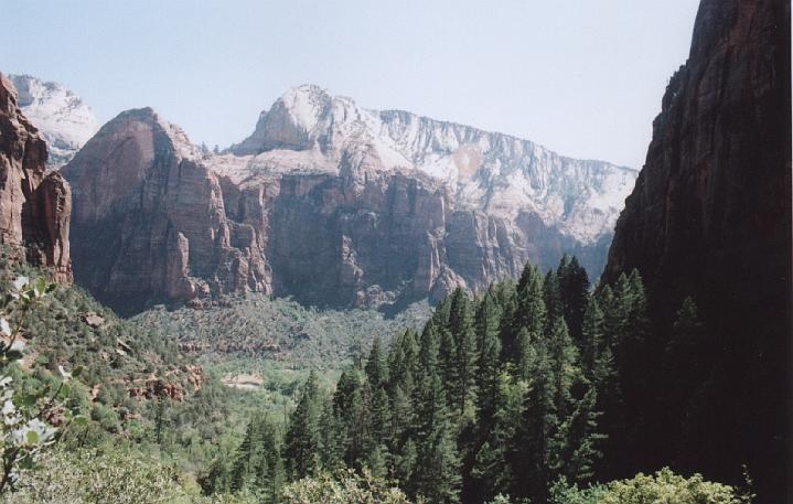 z10.jpg - Another view of the Zion Valley .